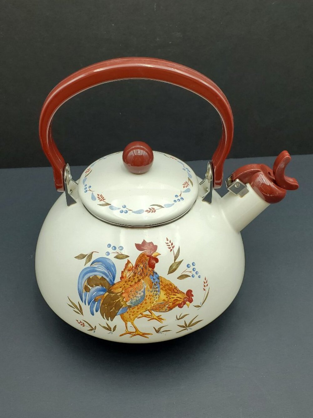 Corelle Country Morning Rooster Teapot Corning Rooster 2 Quart Tea Kettle